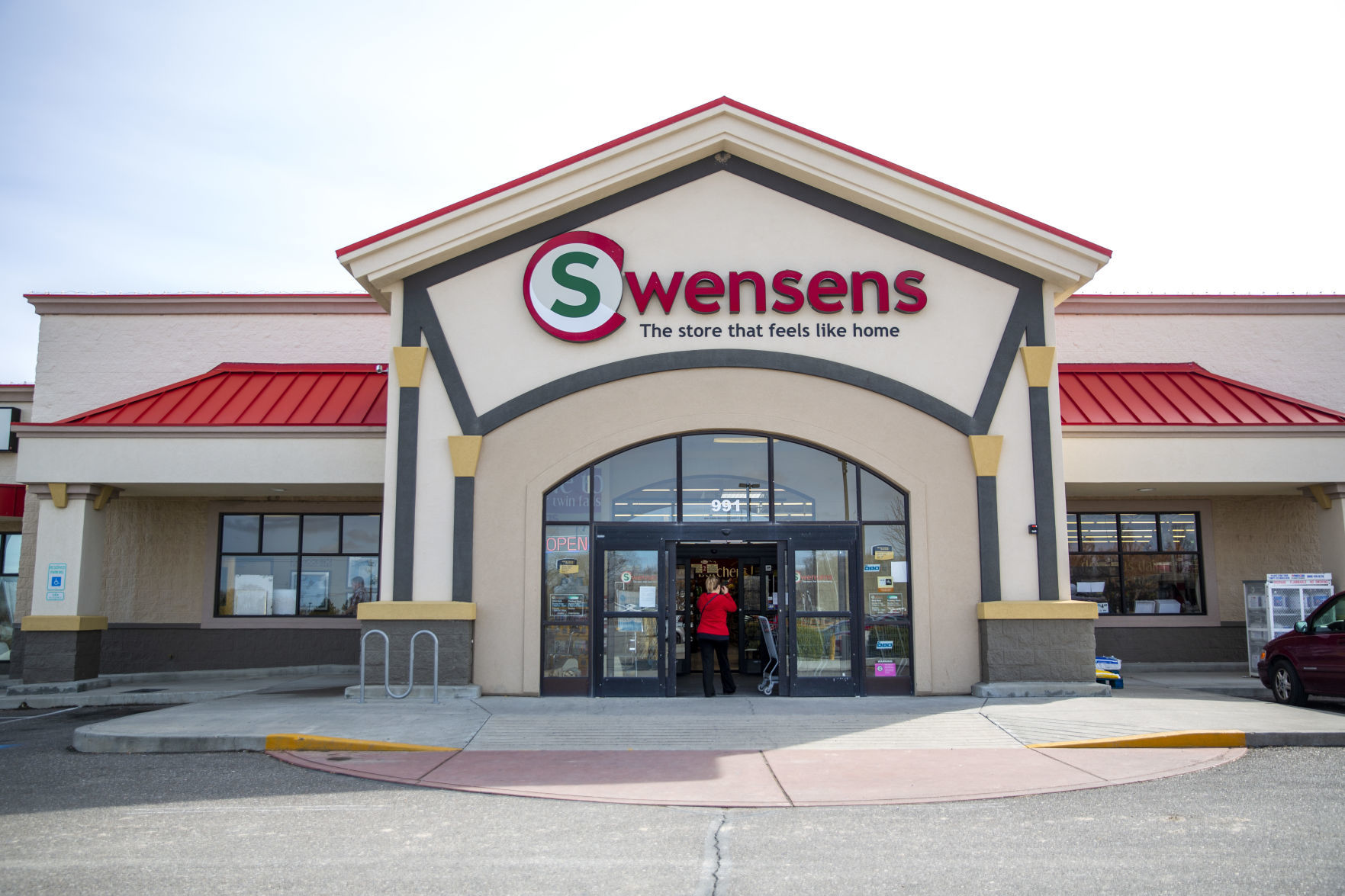 Stocking the shelves at Swensen's